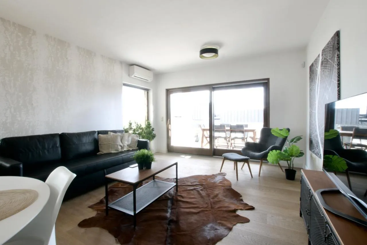 Penthouse Apartment By Hi5 -At The Top Of Budapest